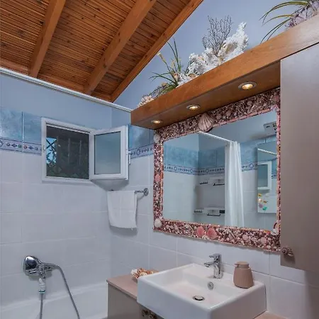 Rene * Koskinou (Rhodes)